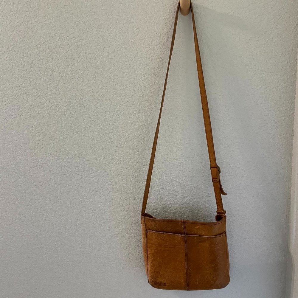 Duluth Trading Co Lifetime Leather Swing Crossbody - Cognac